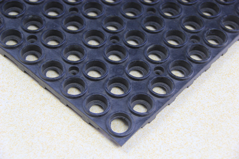 deck rubber mat with connectors