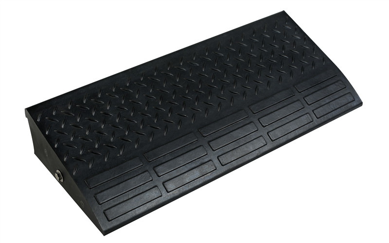 heavy duty rubber curb ramp